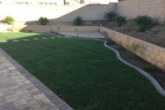 Grass-curving-and-Pavers